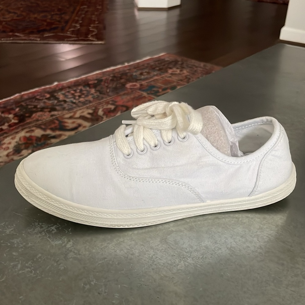 Wild Fable Women’s Canvas Sneakers - Picture 9 of 14